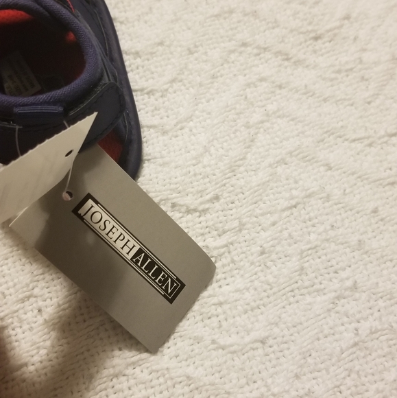 Sandals - Picture 2 of 3